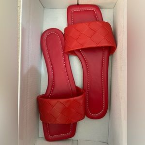 Braided design slide sandals